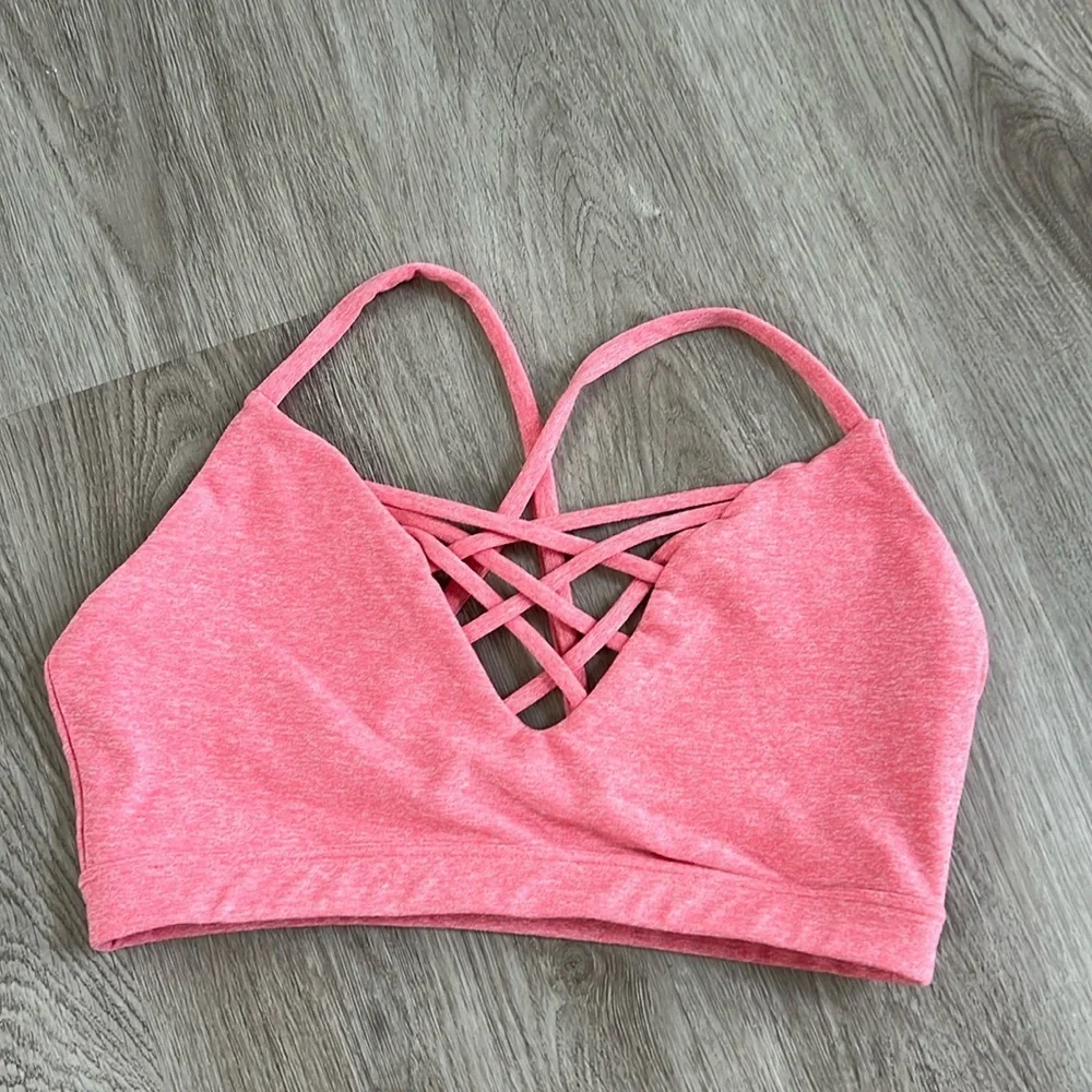 Pink strappy bra - Picture 1 of 2